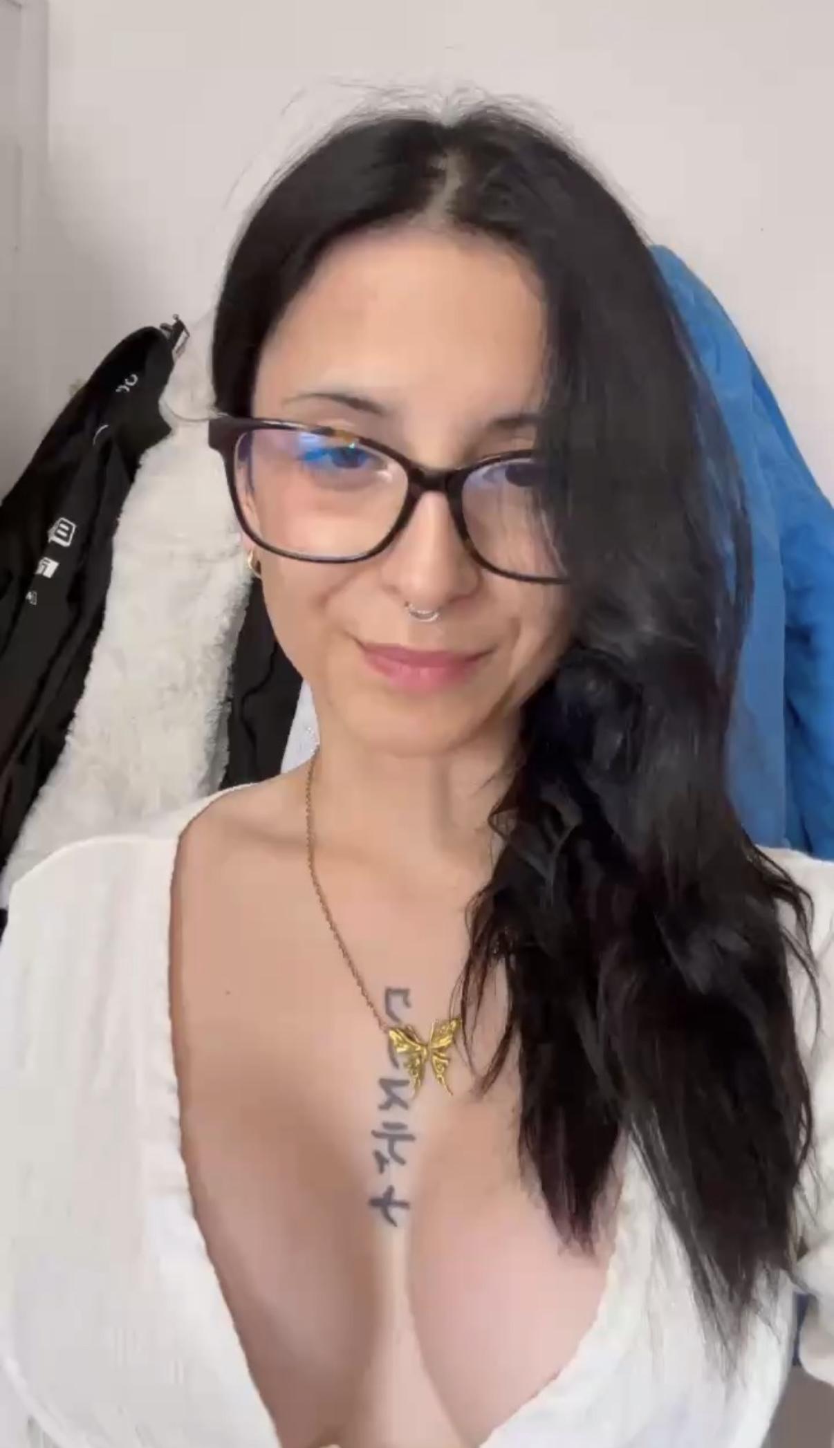 Crisnubito Crisnubito exclusive video 105 — OnlyFans girl content