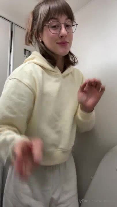 Jules_arii Jules_arii exclusive video 14 — OnlyFans girl content