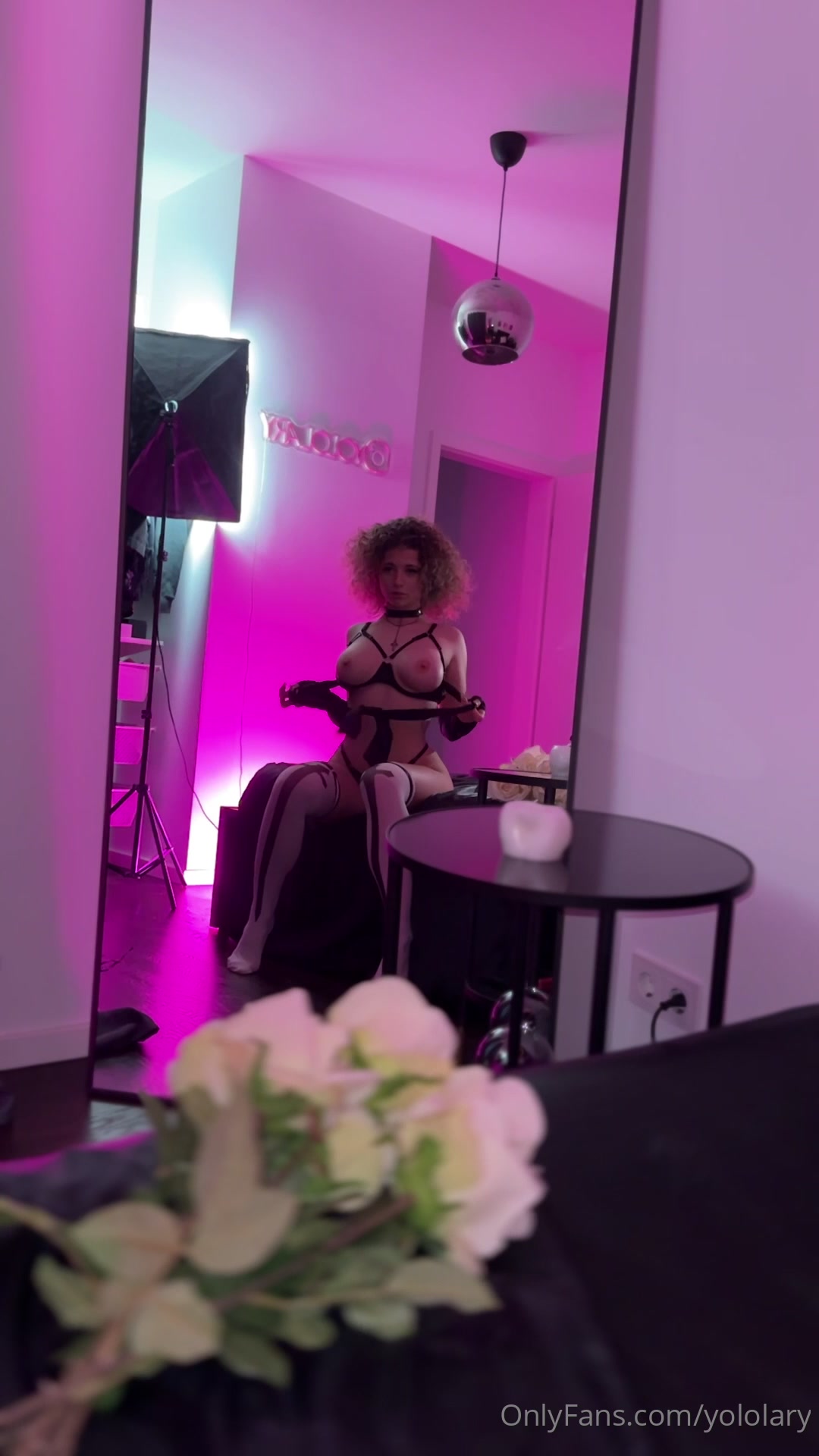 Yololaryy exclusive video 52 — OnlyFans girl content