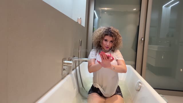 Yololaryy exclusive video 41 — OnlyFans girl content