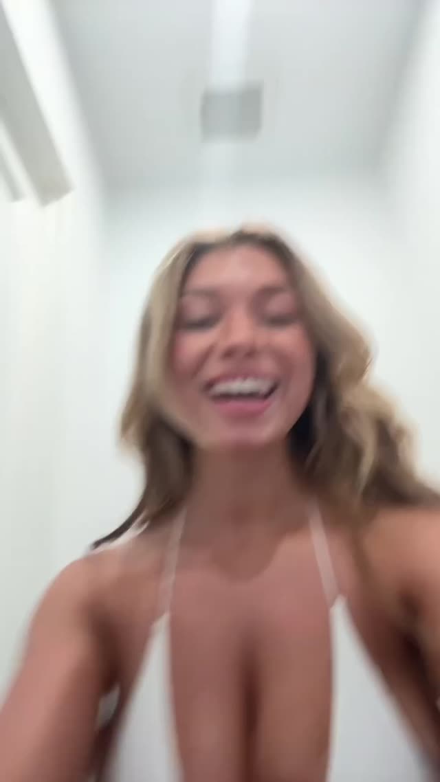 Xxsara Xxsara exclusive video 14 — OnlyFans girl content