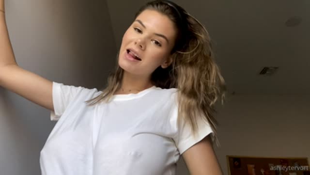 Ashleytervorts exclusive video 21 — OnlyFans girl content