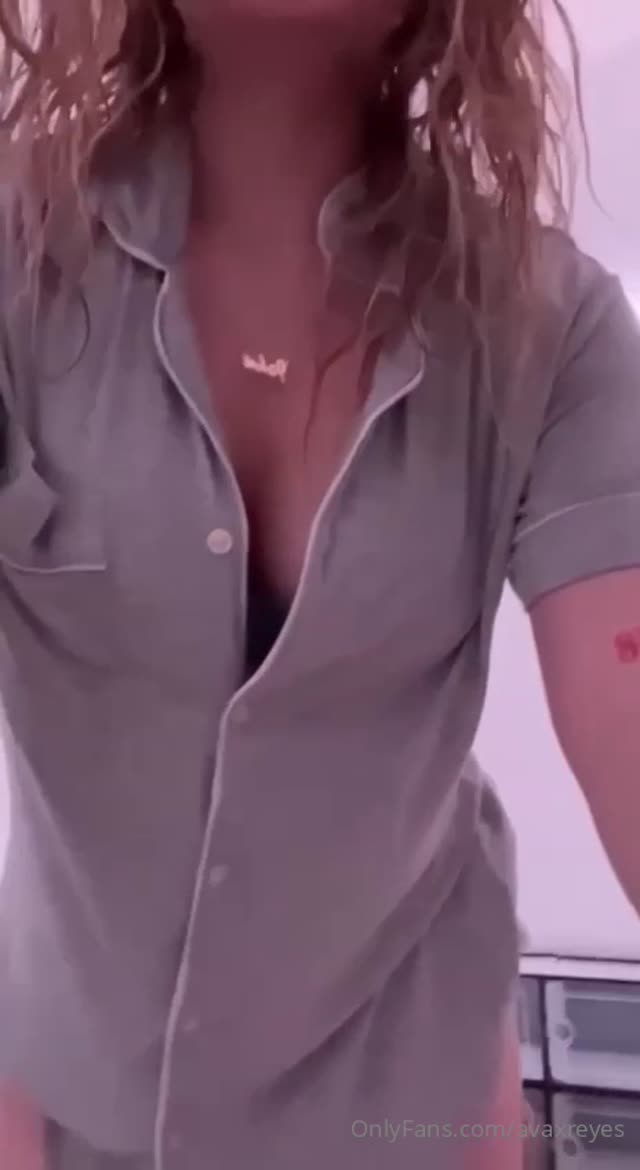 Avaxreyess Avaxreyess exclusive video 13 — OnlyFans girl content