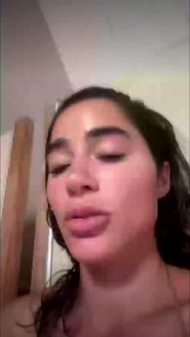 Bruluccas Bruluccas exclusive video 4 — OnlyFans girl content