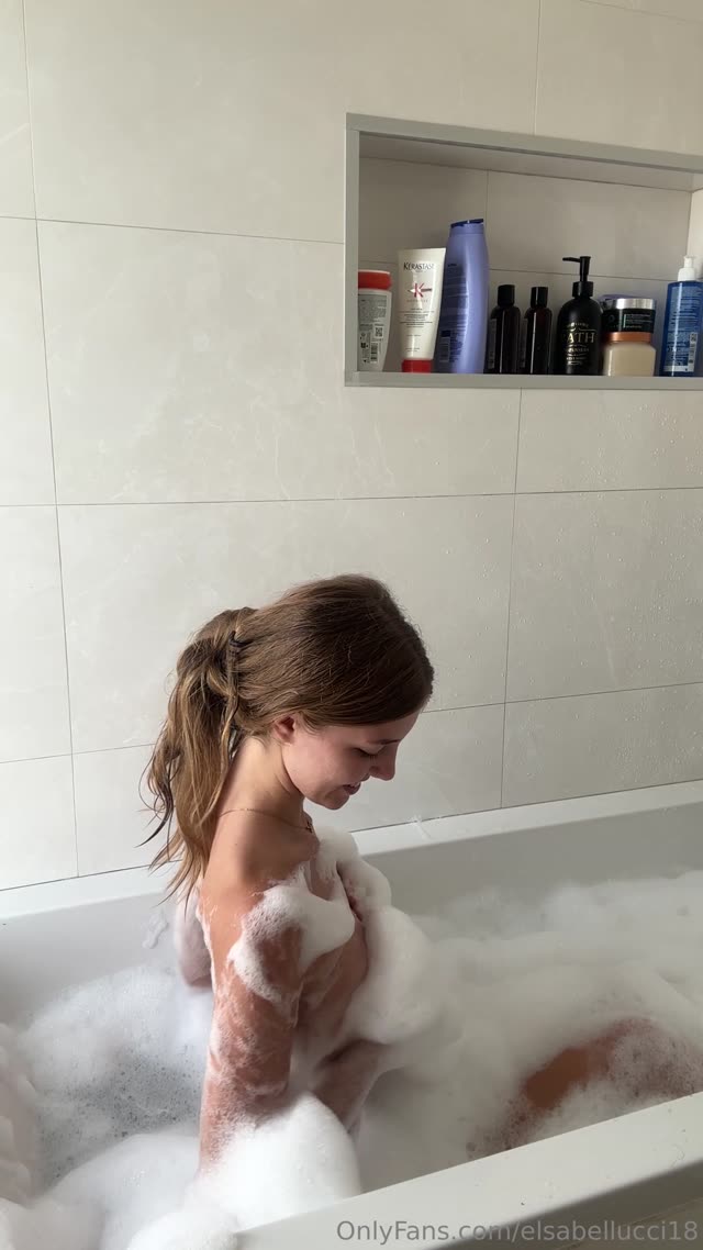 Elsabellucci exclusive video 2 — OnlyFans girl content