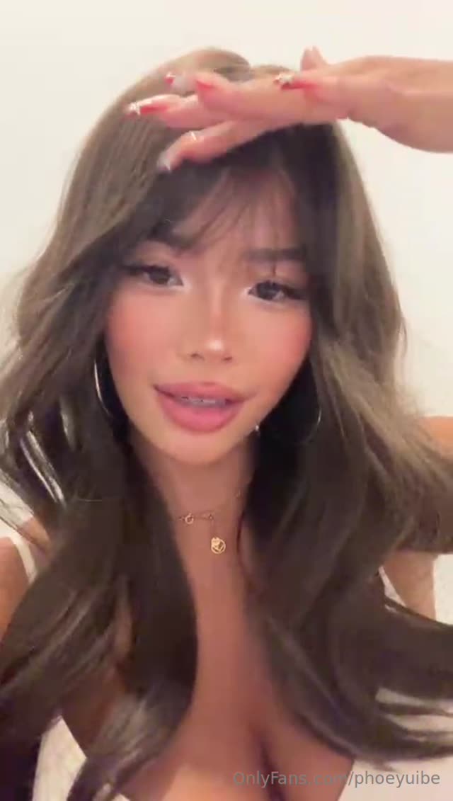 Phoebeyui exclusive video 26 — OnlyFans girl content