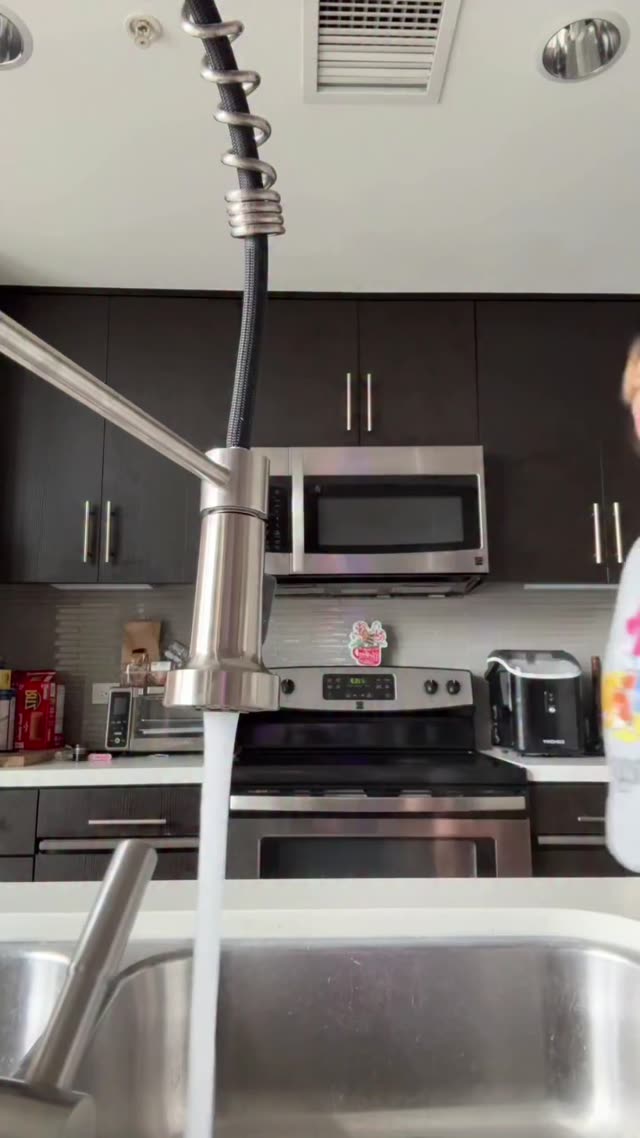 Applesaucy102 exclusive video 29 — OnlyFans girl content