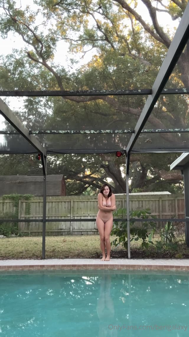 Berigalaxy Berigalaxy exclusive video 13 — OnlyFans girl content