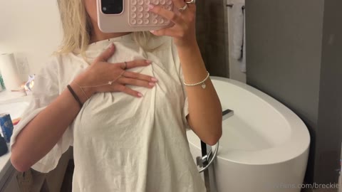 Breckiehill Breckiehill exclusive video 31 — OnlyFans girl content