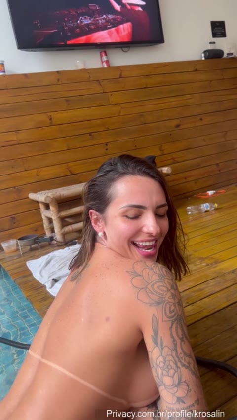 Karolrosalin nude Instagram photo 2 — @karolrosalin leaked