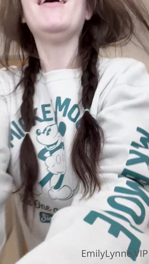 Emilylynne exclusive video 2 — OnlyFans girl content