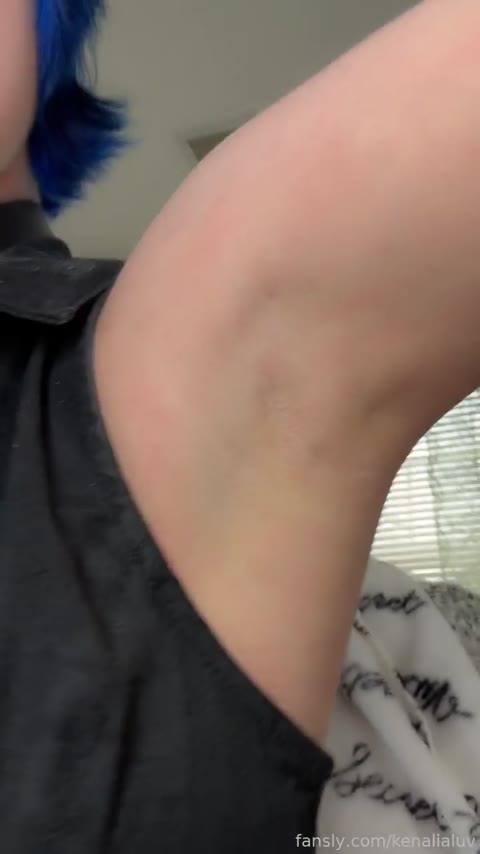 Julia Neis nude Instagram photo 8 — @julia.neis leaked